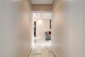 Le yacht apartment oceanfront residence 2 BR 2 BA