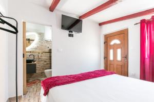 Family friendly house with a swimming pool Okrug Gornji, Ciovo - 24460