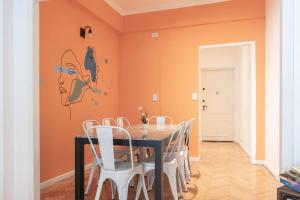 MOT Charcas 3 Bd 2 Ba in Recoleta