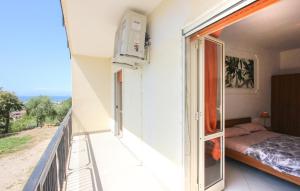 Stunning Apartment In Agropoli