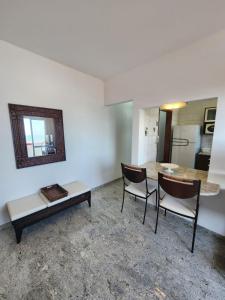 APTO PÉ na AREIA com Piscina - Centro Itanhaem