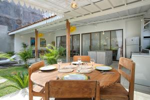 Villa Mertanadi - Cosy 2bdrs in center Kerobokan - popular district