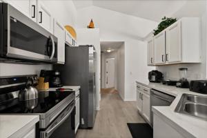 4 Bedrooms 3 Bathrooms Terra Verde 210Hb