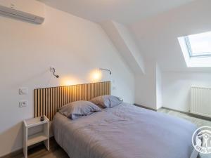 Maisons de vacances Grande maison a la campagne avec piscine et climatisation - FR-1-622-113 : photos des chambres