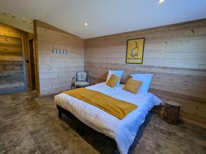 Maisons de vacances Gite authentique a la montagne pour 10 pers. avec spa - FR-1-589-830 : photos des chambres