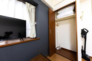 2025年4月オープン 新宿歌舞伎町 最大3名様までご宿泊可能 新宿駅徒歩圏内 6路線利用可能 6歳以下は無料です