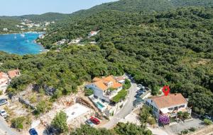 Awesome Apartment In Zrnovo, Korcula