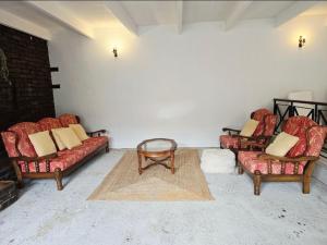Affordable & cosy, close to train station, CBD & Airport