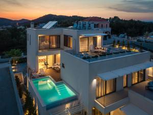 Exquisite Murter Villa Villa Luxor 4 Bedrooms Heated Pool & Spa & Gym Jezera
