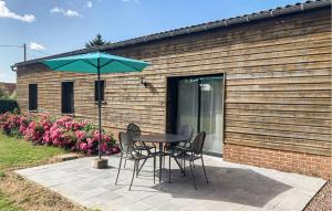 Maisons de vacances Gorgeous Home In Gueschart With Kitchen : photos des chambres