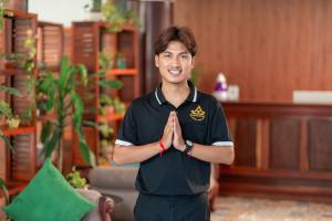 Pich Kunthea Angkor Resort