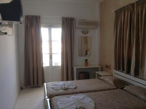 Double or Twin Room with Sea View