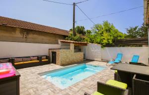 Maisons de vacances Amazing Home In Morieres Les Avignon : photos des chambres