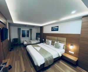 Hotel Vista Grand Darjeeling - near Railway station and mall road