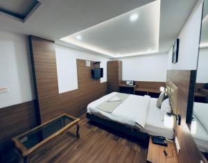 Hotel Vista Grand Darjeeling - near Railway station and mall road