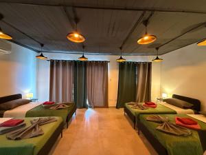 XL Sky Villa Seaview & Hot Tub BBQ