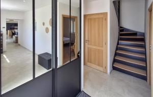 Maisons de vacances Beautiful Home In Pordic With Wifi : photos des chambres