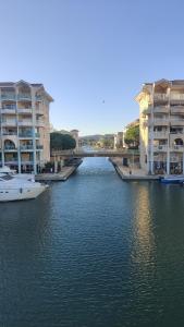 2-room, 4 guests, beachport 5 min, Wi-Fi, parking