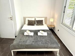 Elegant Beach Villa Moonstone II