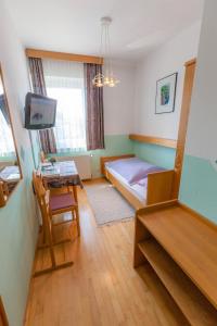 Gasthaus-Gostišče-Trattoria Ogris