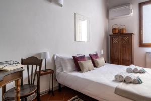 Borgo Pinti Medieval Apartment