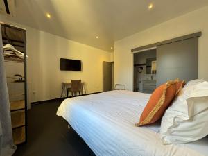 Hotels Hotel La Cigale : photos des chambres