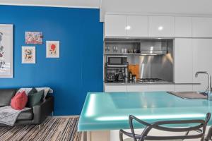 Artful Abode 1Bed-1Bath-1Car - 5 mins to CBD