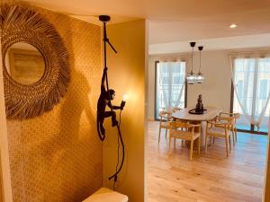 La Maison Cavet 5 Appartements de standing au coeur du village : photos des chambres