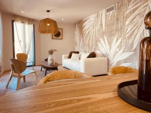 La Maison Cavet 5 Appartements de standing au coeur du village : photos des chambres