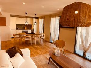 La Maison Cavet 5 Appartements de standing au coeur du village : photos des chambres