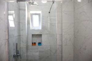 Triple Room room in Mucobega Hotel