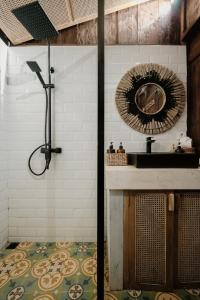 Tropical Kasbah with Riverside View - Beji Mas, Ubud