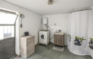 Gorgeous Apartment In Cerreto Guidi