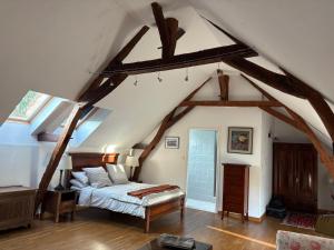 B&B / Chambres d'hotes Les Peupliers Loire : Chambre Lit King-Size Deluxe