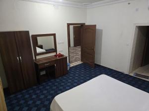 اليوم للغرف و الشقق المخدومة