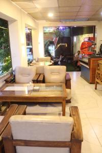 Hotel Kailash Mansarobar Banquet and Restaurant