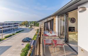 3 Bedroom Stunning Apartment In Medulin 