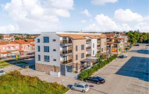 3 Bedroom Stunning Apartment In Medulin