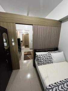 Shore Residences Apartment Condo Staycation