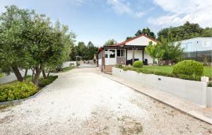 1 Bedroom Pet Friendly Home In Rovinj 