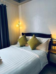 Smart Stay 2600 - North Cambridge Condo