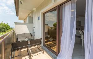 Awesome Apartment In Porec With Wifi