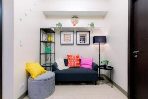 Cozy 1BR Condo in McKinley West