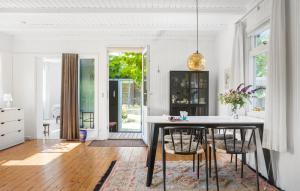 Awesome Home In Ølsted With Wifi