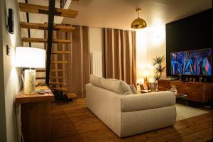 La Parenthèse Suites - appartement luxueux avec sauna et baignoire balnéo