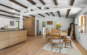 Beautiful Home In Eskebjerg With Wifi