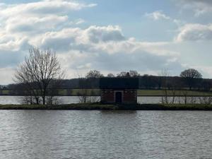 Maisons de vacances Holiday Home in Isenay near Lake and Forest : photos des chambres
