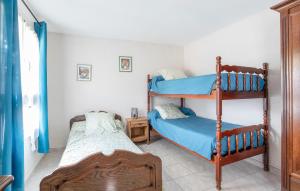 Maisons de vacances 1 Bedroom Pet Friendly Home In Le Muy : photos des chambres