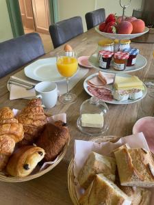 B&B / Chambres d'hotes Chateau d-Arcamont : photos des chambres