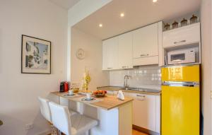 Lovely Apartment In Rapallo With Wifi